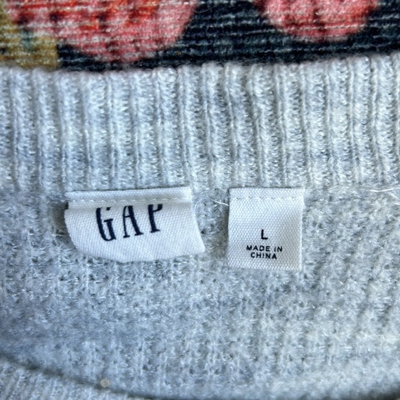 Gap Cozy Waffle Knit Textured Crewneck Gray Sweater, Size Large - Picture 6 of 7
